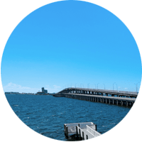 image overlooking beautiful Pensacola Bay from Gulf Breeze Recovery live streaming web cam Gulf Breeze Recovery has developed a non 12 step holistic individualized approach to drug and alcohol treatment.