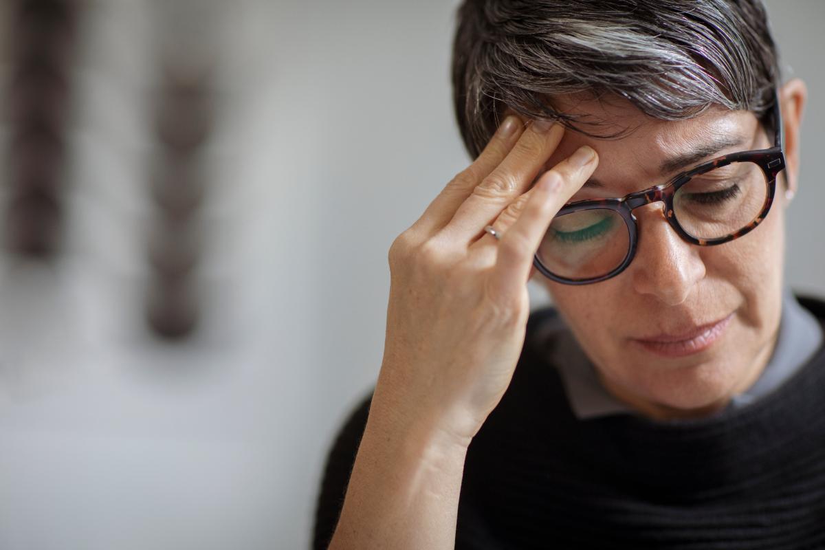 Person experiencing signs of cocaine abuse
