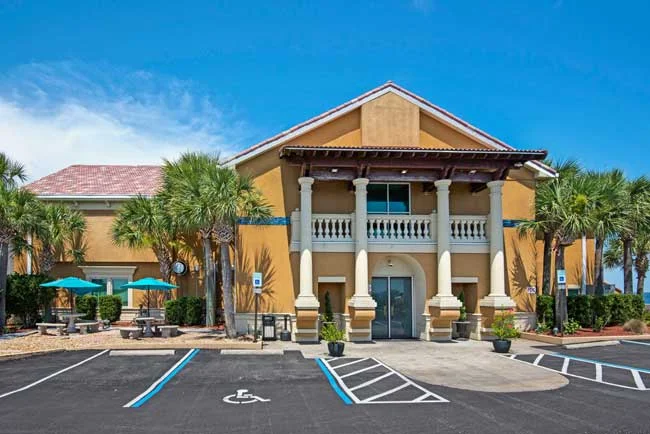 image of front of Gulf Breeze Recovery a non 12 step holistic drug and alcohol rehab specializing in helping guests overcome chronic relapse