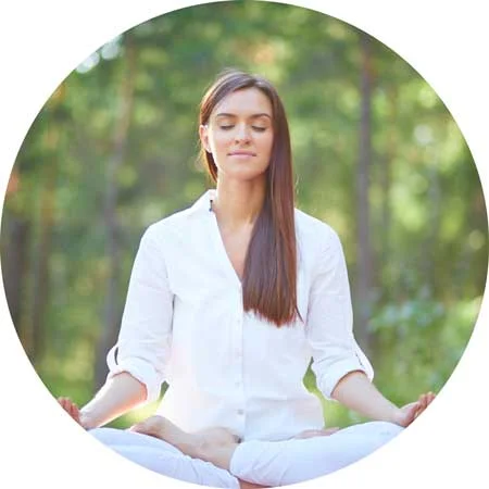 sprit. image of image of woman meditating in nature for recovery from drug and alcohol addiction for Gulf Breeze Recovery non 12 step holistic treatment center in Florida